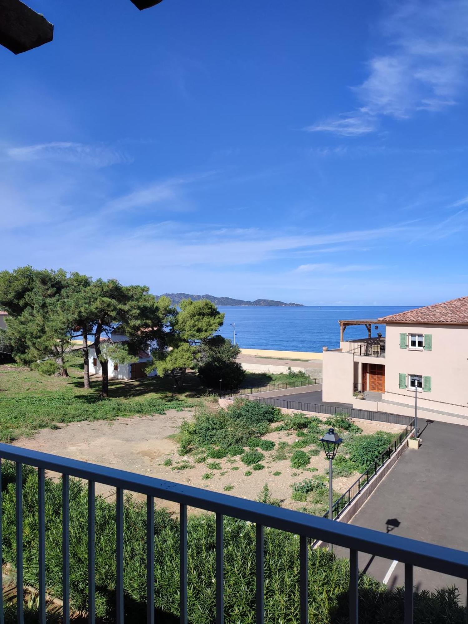 Appartement 2 Terrasses Face Mer De 100M2 Saint-Florent  Oda fotoğraf